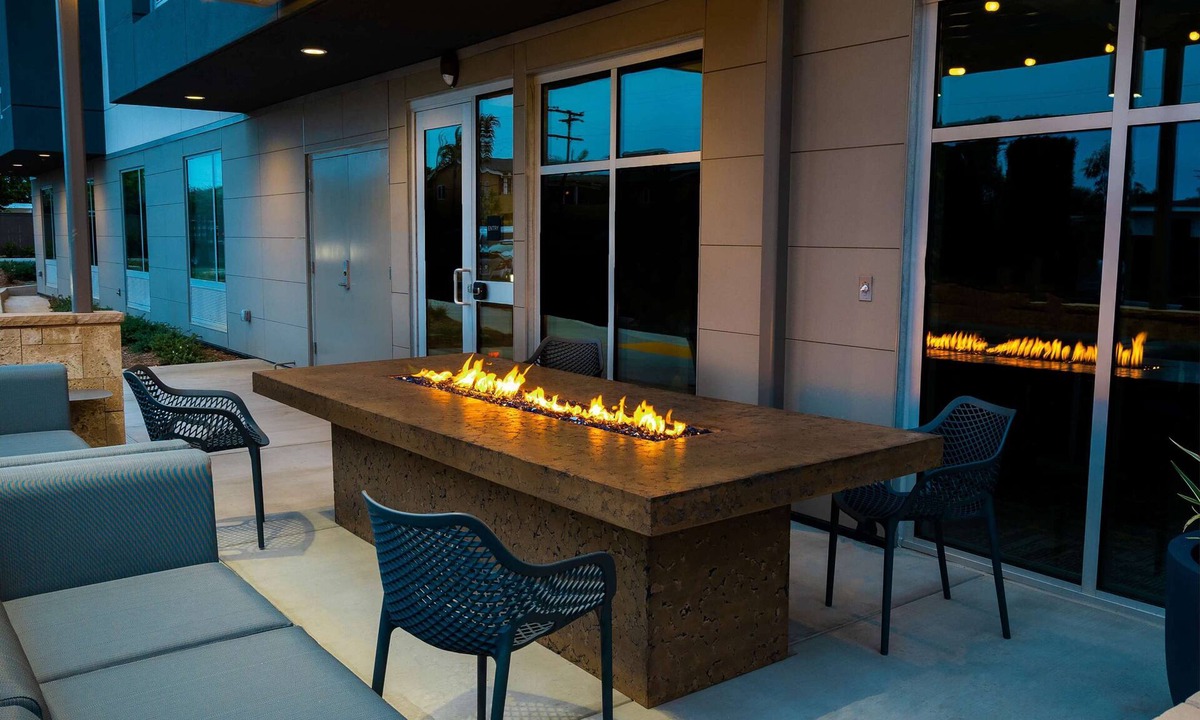 Imperial Beach Hotel | Hampton Inn & Suites Imperial Beach San Diego
