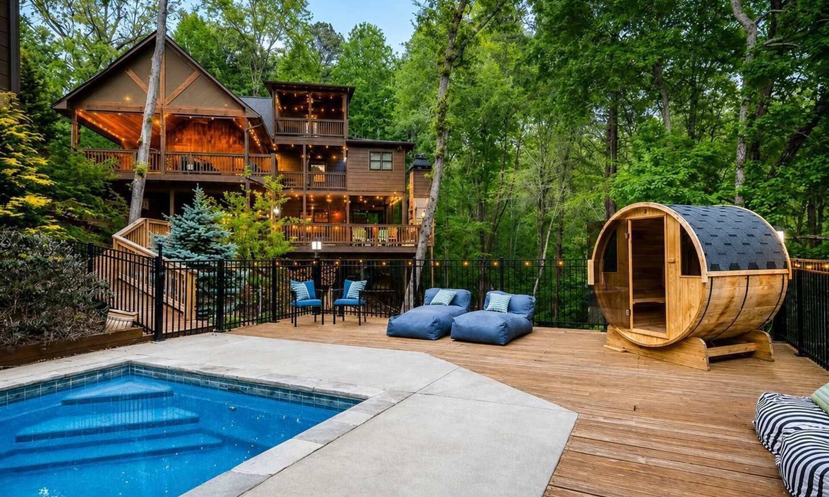 My Mountain House | Heated Pool Mtn Views Sleeps 20 Game Room