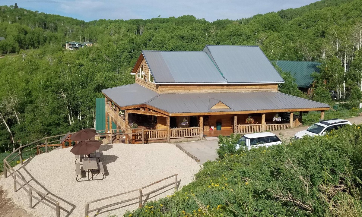 Tollgate Canyon Cabin | High Mountain Cabin, Spectacular Views, Minutes from Park City + Bunk House