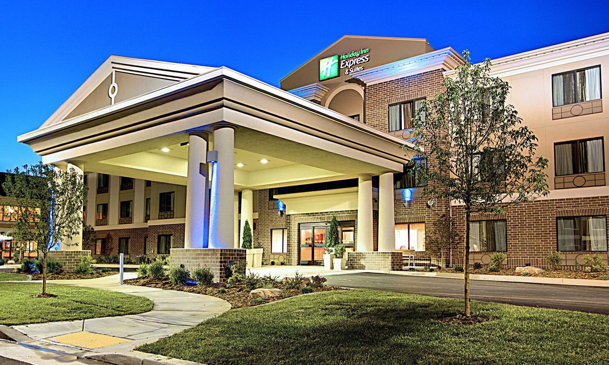 West Valley City Hotel | Holiday Inn Express Hotel and Suites West Valley by IHG