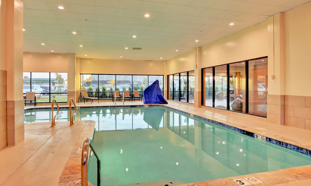 Salem Hotel | Holiday Inn Salem by IHG