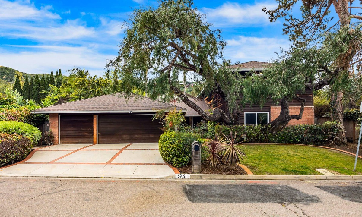 Hidden Valley House | Home away from home - With Private Pool & Close to the beach