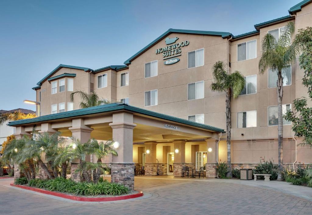 Carmel Valley Hotel | Homewood Suites by Hilton San Diego-Del Mar