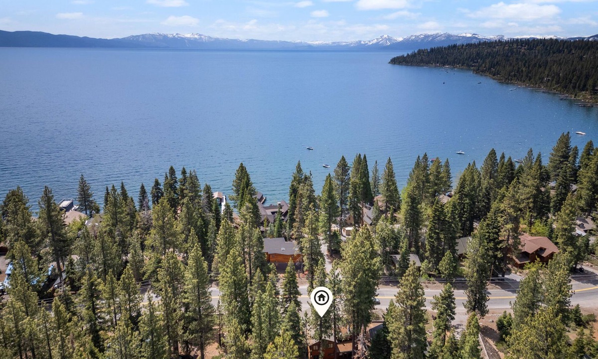Carnelian Bay Cabin | Hot Tub - Game Room - 14 beds - Across from Lake Tahoe
