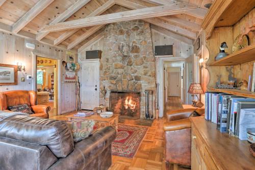Brockway House | Hot Tub & Lake Tahoe Views: Kings Beach Lodge