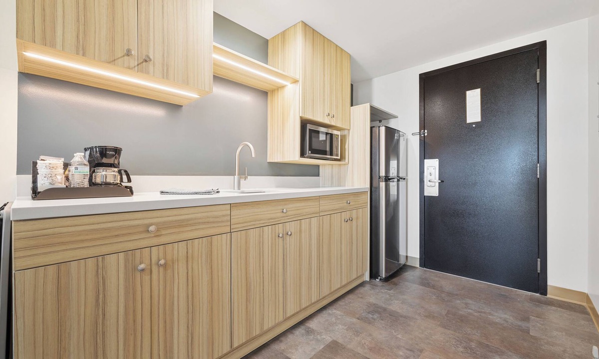 Topock Hotel | Hotel 66 resort and marina Colorado River