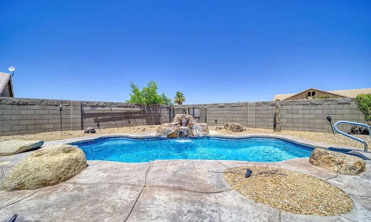 Fort Mohave House | House w/Pool, Casita, & RV Parking w/full hookups.