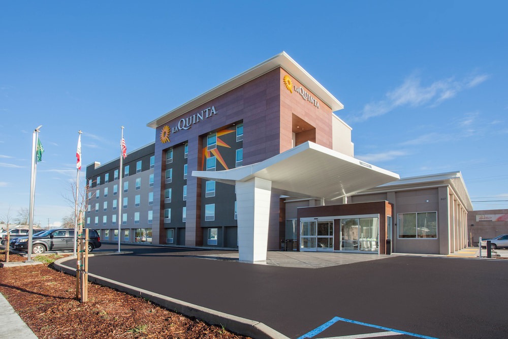 Madera Hotel | La Quinta by Wyndham Madera