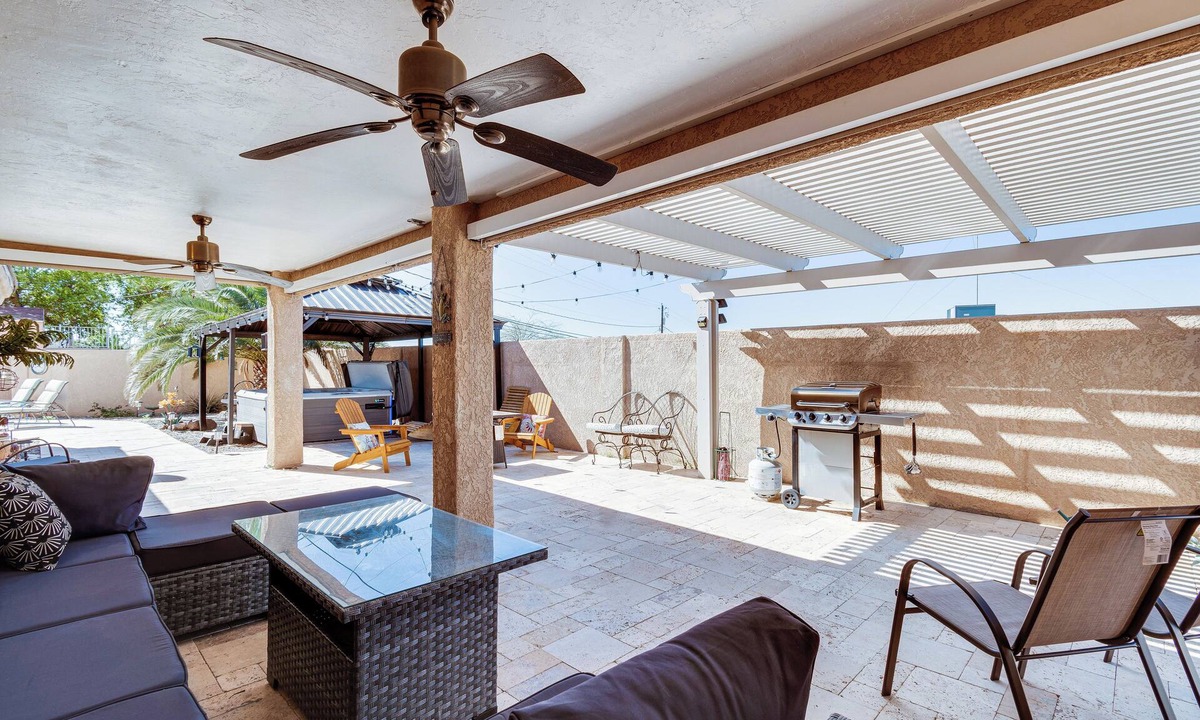 Lake Havasu City Cottage | Lake Havasu City Escape: Patio, Pool + Grill!