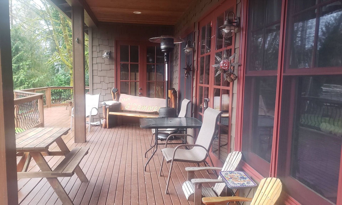 Amanda Park House | Lake Quinault, gateway to Olympic Peninsula and Olympic National Park