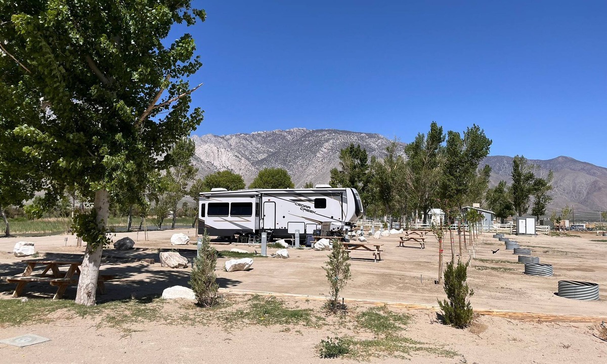Olancha RV Rental | Lakeside RV Campsite #3 near Mt. Whitney