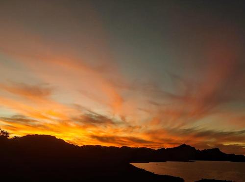 Parker Strip House | Lakeview Home overlooking Havasu Springs