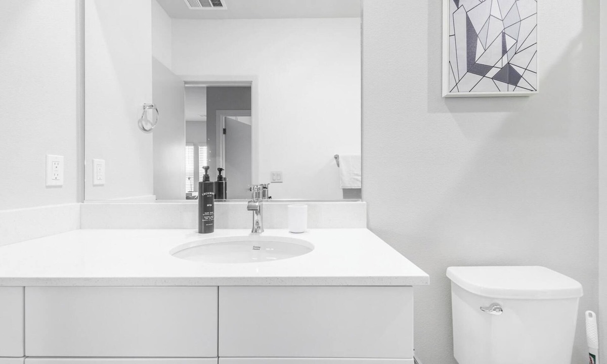 Santa Rosa Apartment | Landing | Amazing 1BD, Clubhouse, Gym