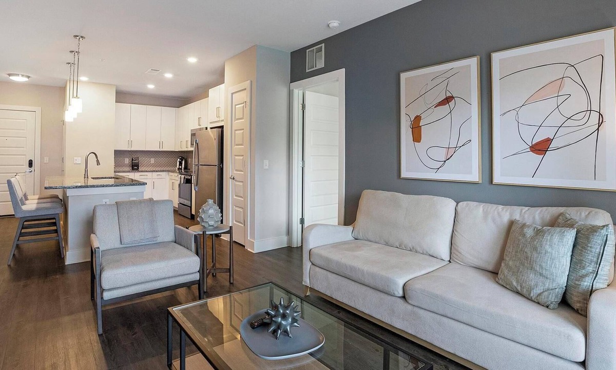 Woodburn Apartment | Landing | Amazing 2BD, Clubhouse, Pool