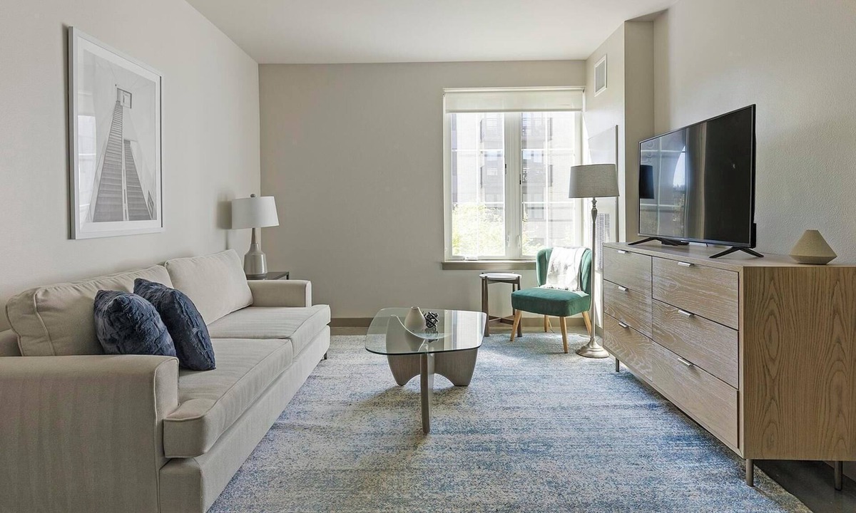 Northwest Portland Apartment | Landing | Beautiful 1BD, Rooftop Lounge, Gym