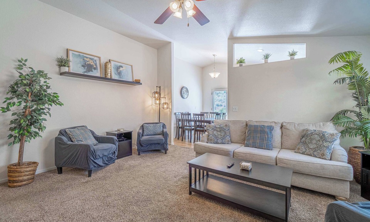 Northwest Reno House | Large Group Escape, 5 Beds, Pets Welcome