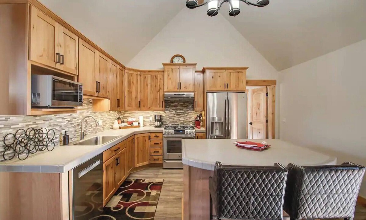 Leavenworth Ski Chalet | Leavenworth Chalet - 5 min to downtown ~ Amazing views of the Cascades!