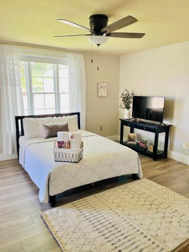 Kanab House | Little Hollywood Suite @ The Historic Kanab Inn