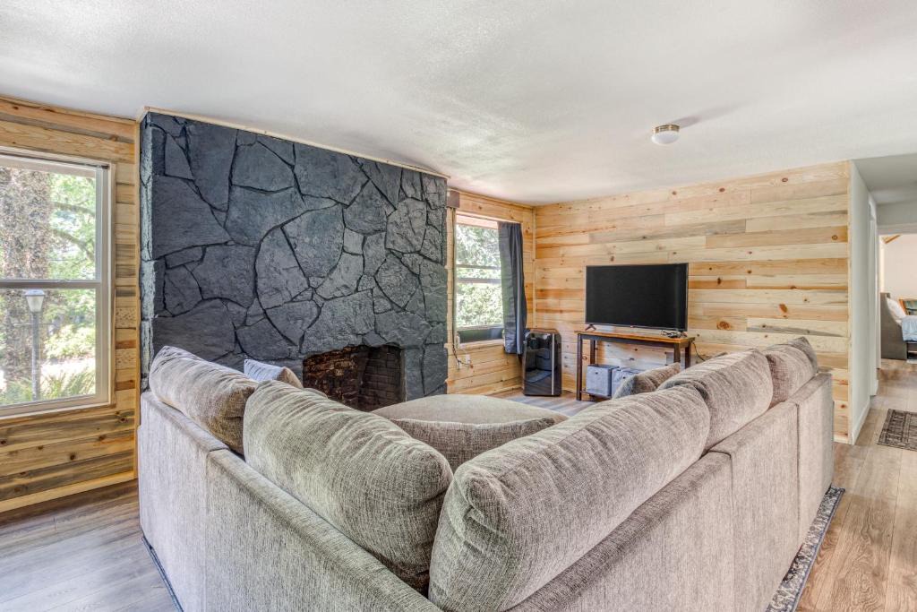 Zigzag House | Lolo Pass Getaway