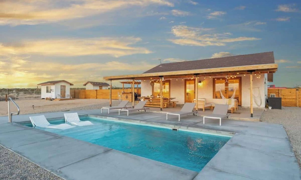 Twentynine Palms House | Loma Vista - Pool, Spa, Outdoor Movies, Meditation