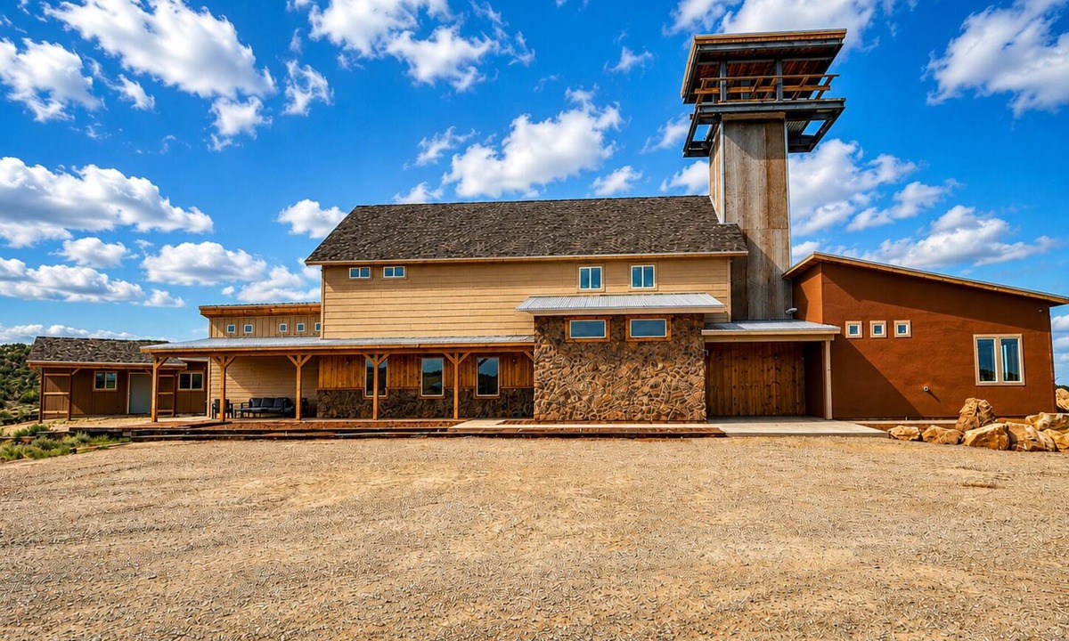 Blanding Cabin | Look RV Resort