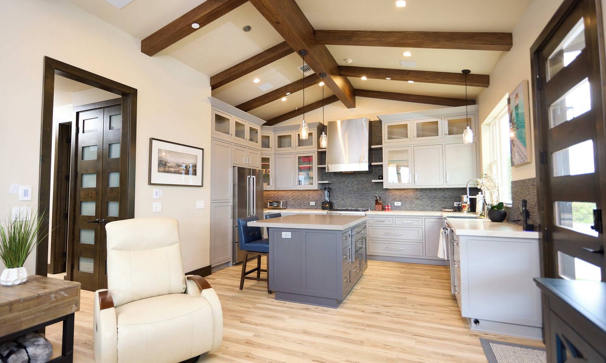 Thousand Oaks Villa | Lovely Hilltop Villa with amazing views, Private gated access and Parking