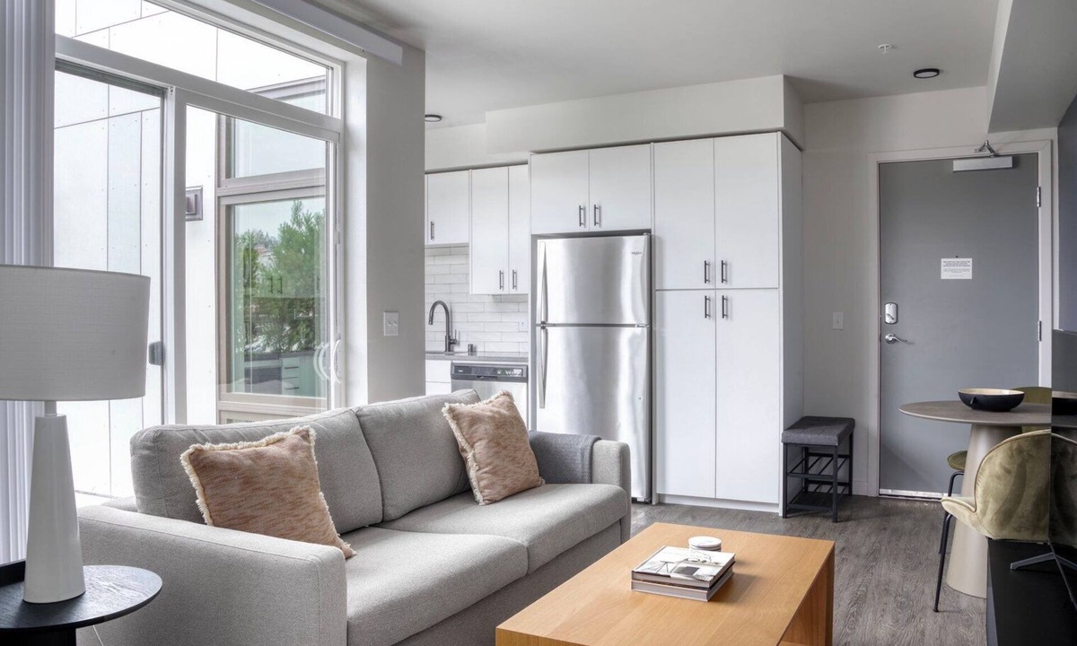 Lower Queen Anne Apartment | Luxe Lower Queen Anne 1BR w/Garden, BBQ & Game Room, by Blueground