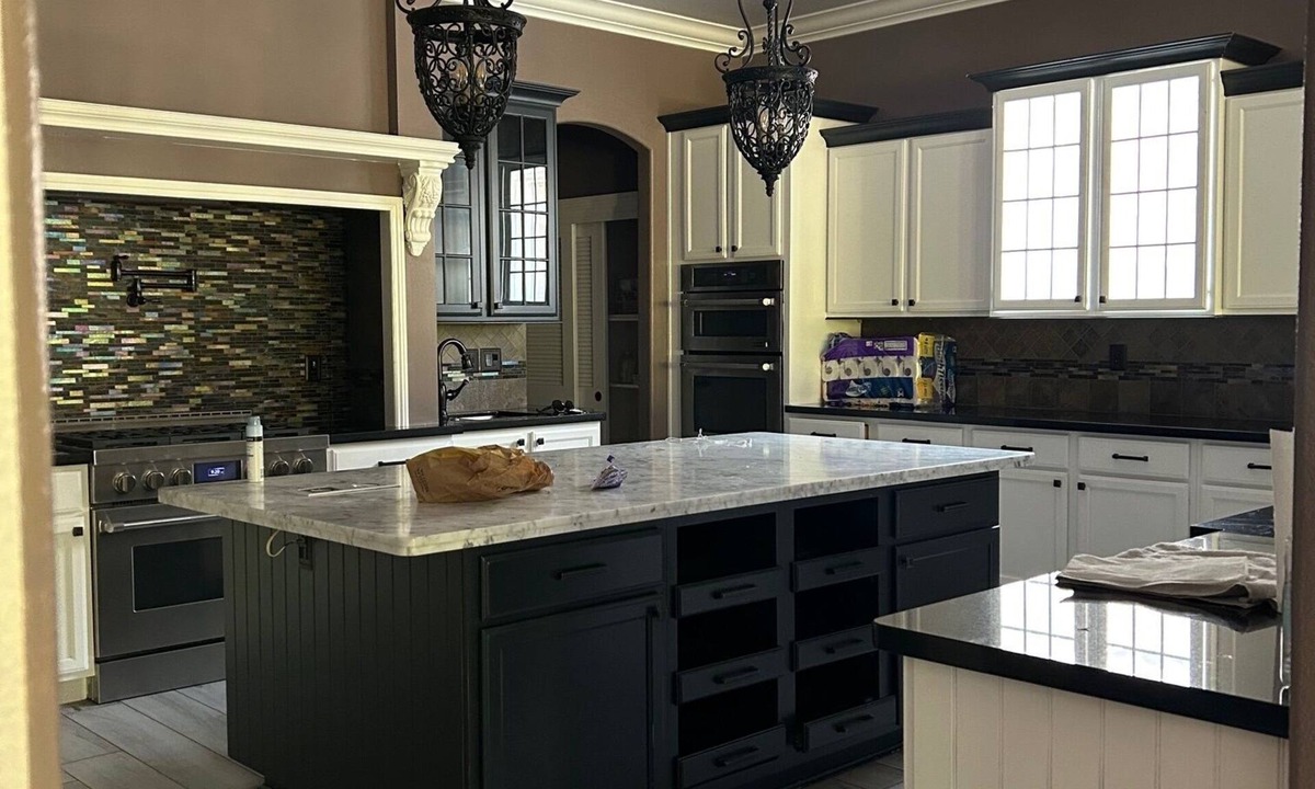 Silverstone Ranch House | Luxurious 4-bedroom house with courtyard and pool in Las Vegas