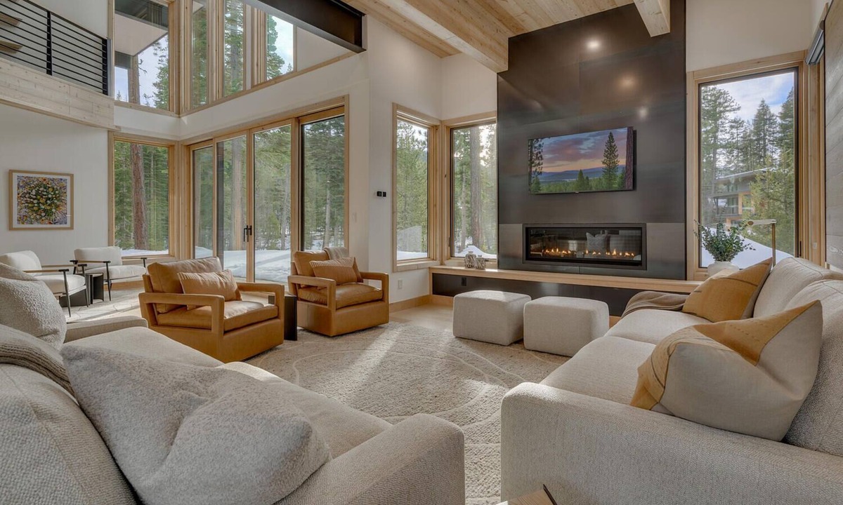 Olympic Valley House | Luxury Creekside Retreat Near Palisades Tahoe - Whispering TLUXP