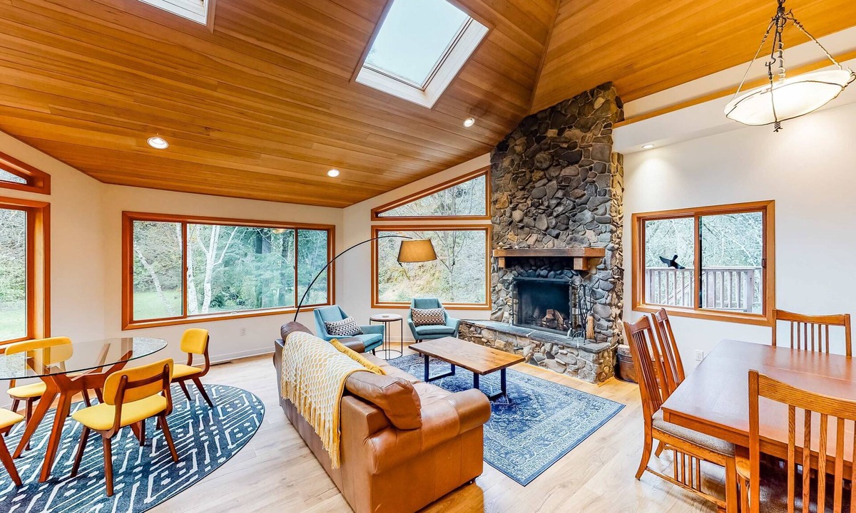 Cloverdale House | Luxury Riverfront Home with Several Acres Hot Tub and Swimming Holes Dogs OK