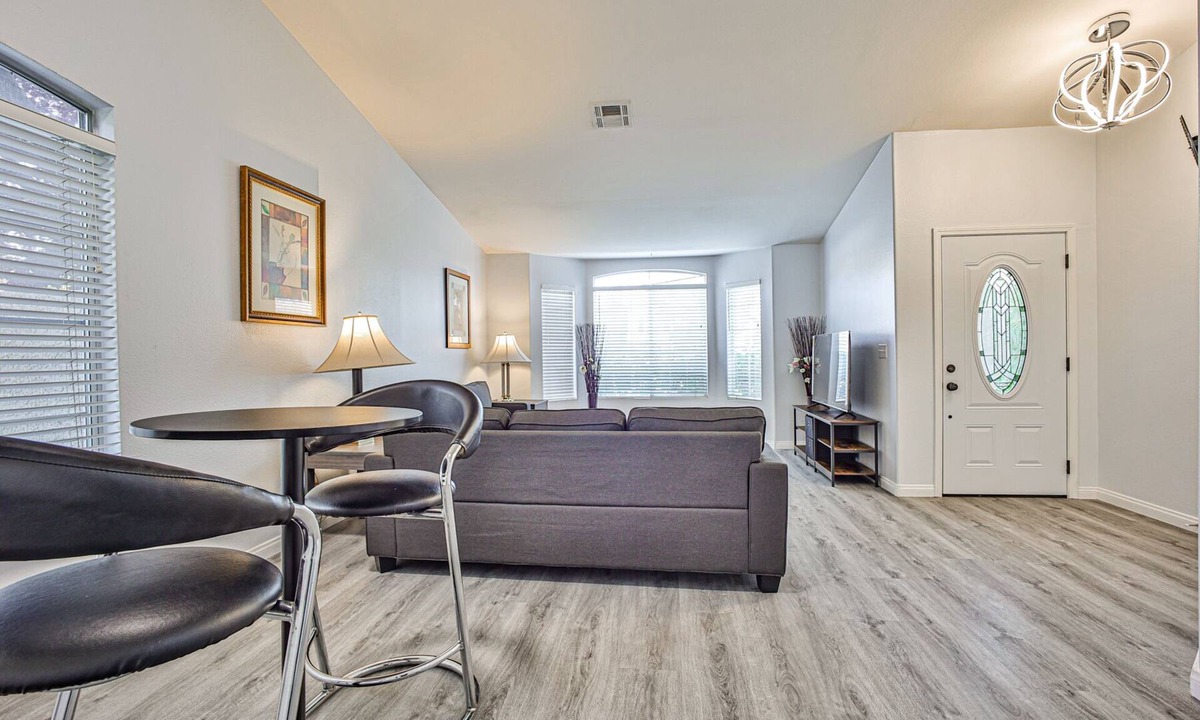 Spring Valley House | LV VILLA-1
