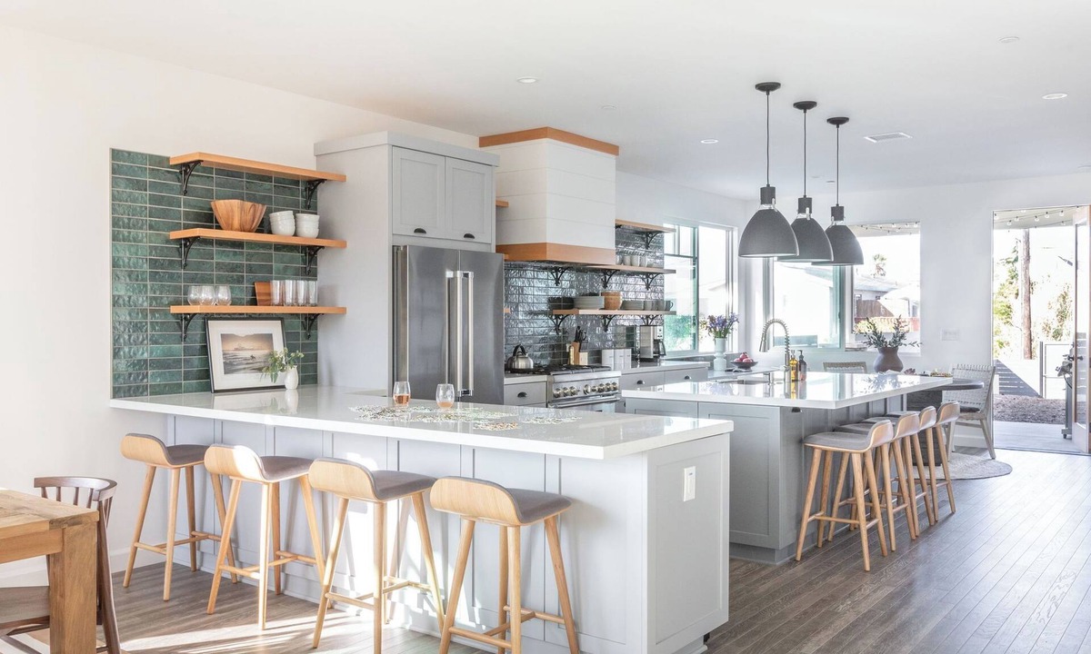 Ocean Beach House | Maven by Avantstay 5 Minutes to the Beach! Ocean Views & Spacious Design