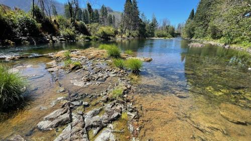 Cascadia House | McKenzie River Mountain Resort