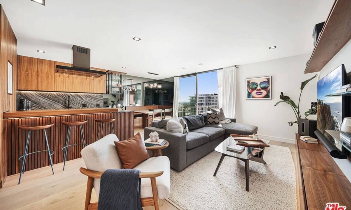 Beverly Grove Condo | Modern Cozy 1-bedroom condo in Beverly Hills