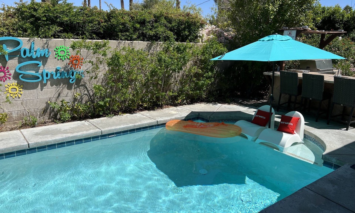 Sunrise Vista Chino House | Modern Hollywood Themed Desert Oasis - DOG FRIENDLY #052422