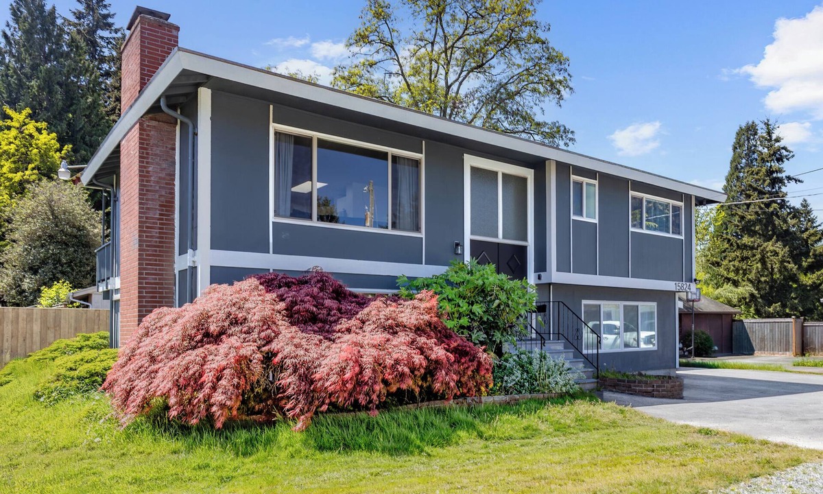 Burien House | Modern Home - Close to Downtown and SEATAC - Sleeps 8
