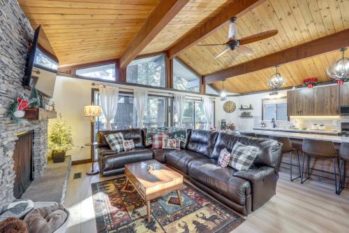 Arrowhead Villas House | Modern Lake Arrowhead Retreat: 3 Mi to Village