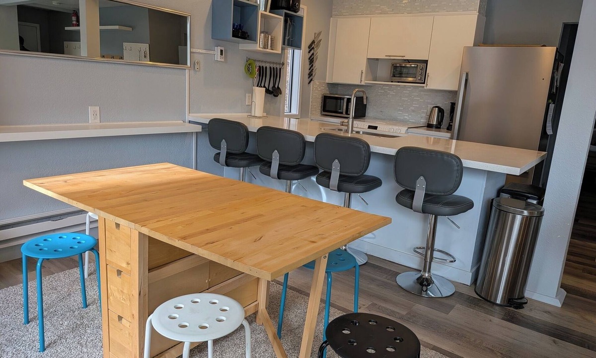Brian Head Condo | Modern Mountain Retreat Sleeps 6