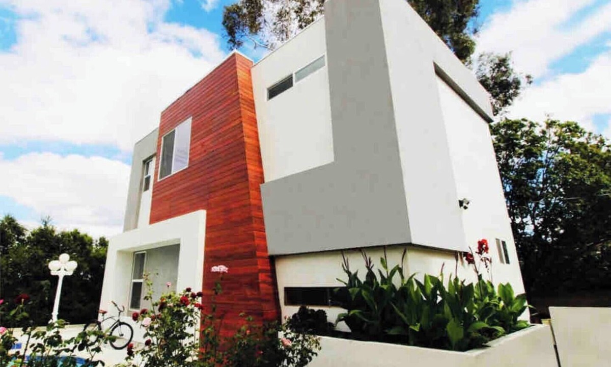 Canoga Park Villa | Modern Stylish Villa in West Hills