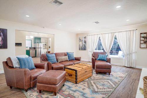 Mount Laguna House | Mountain Manor