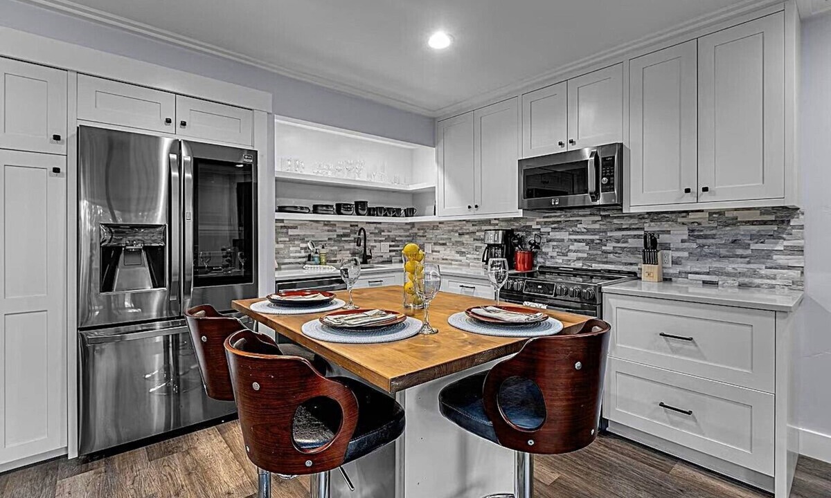 Century West Condo | MT. BACHELOR VILLAGE RESORT- Unique, Modern 1b/1ba condo. Ideal location!