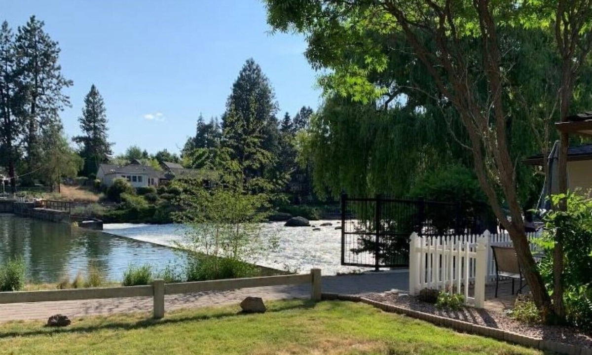 Bend Cottage | My River Spot