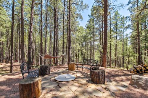 Heber House | Near Trails: Forest Lake Retreat w/Backyard Oasis