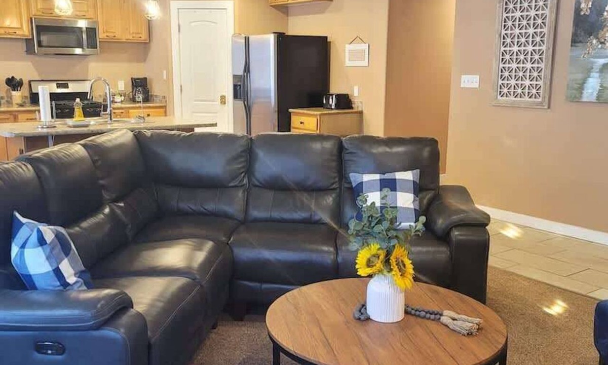 New Harmony Apartment | New Harmony 1784 Kanarra Falls, Kolob Canyon
