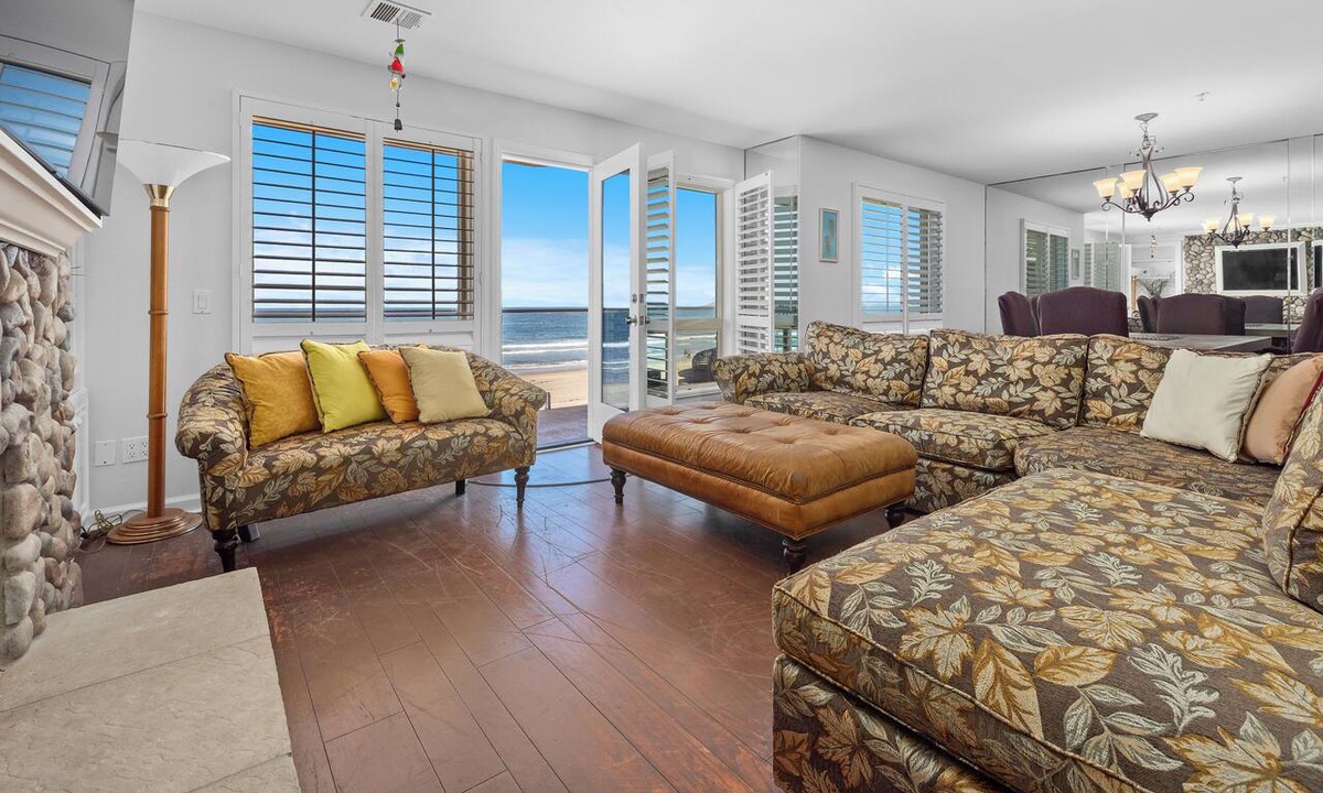 Imperial Beach Condo | New Listing Oceanfront 2 Bedroom/2 Bathroom