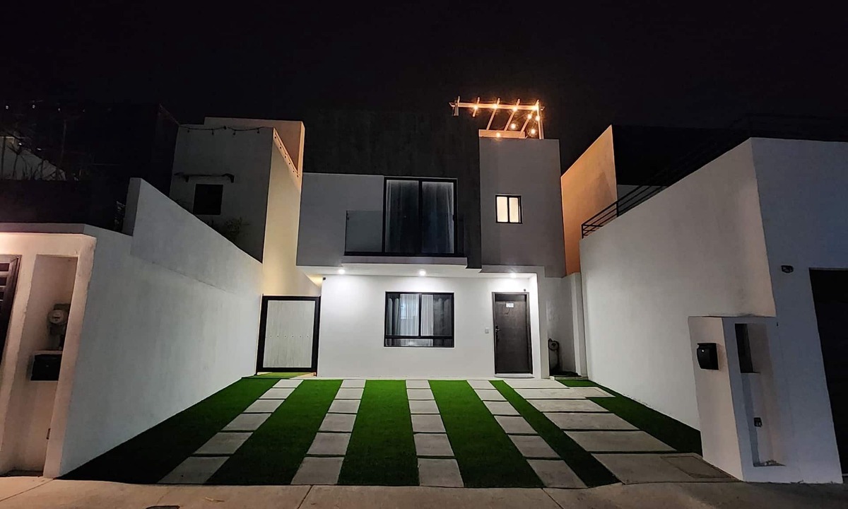 La Joya House | New panoramic ocean view relaxing home near Rosarito BC