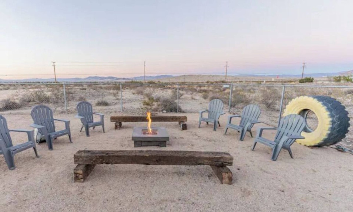 Twentynine Palms House | NEW! Young Cactus Villa @ Joshua Tree - Pool, Hot Tub, Fire Pit & Outdoor Shower