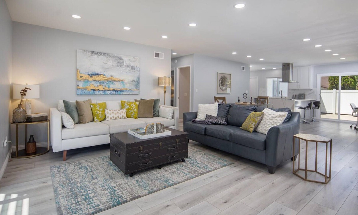 Mira Mesa House | Newly remodelled 4 BR house<20 mts to beach