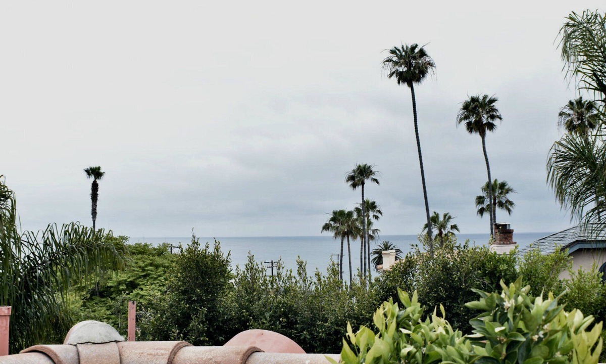 La Jolla House | Newly Renovated Townhouse with Rooftop Patio and Ocean Views