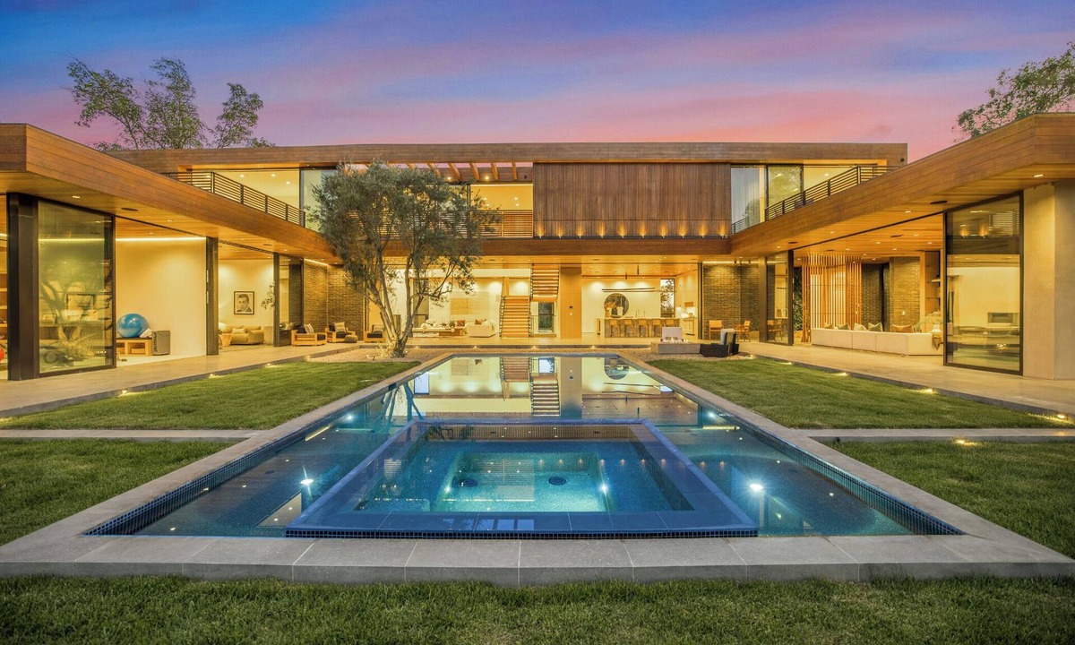 Beverly Hills House | Oak Pass Manor: Indoor-Outdoor Luxury with Pool, Sauna & Panoramic Views